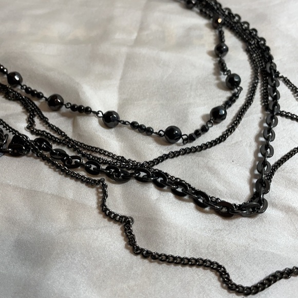 Layered necklace 🖤 - Picture 2 of 2